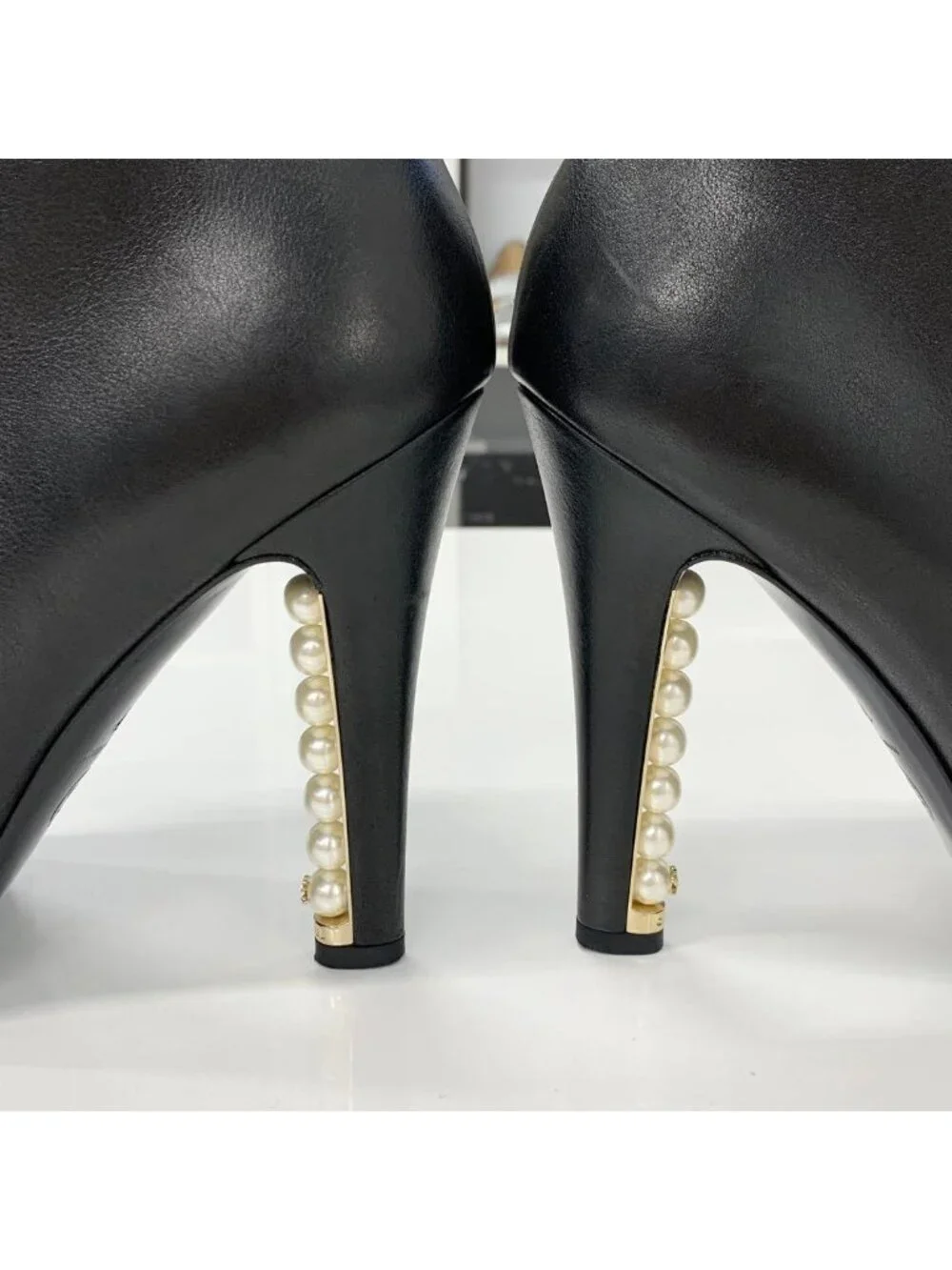 CHANEL brand size
